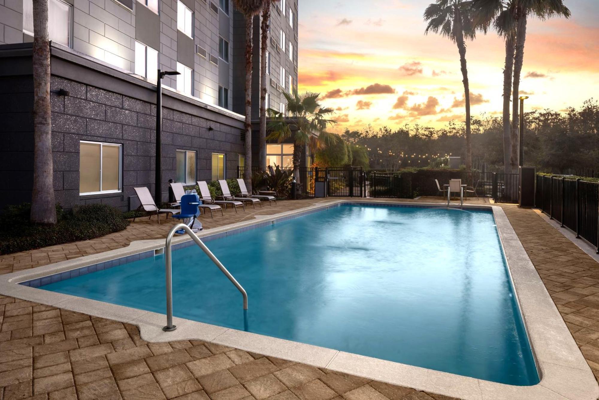 Courtyard By Marriott Orlando South/Grande Lakes Area Williamsburg Dış mekan fotoğraf